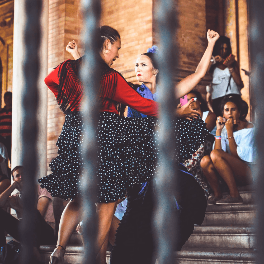 People dancing